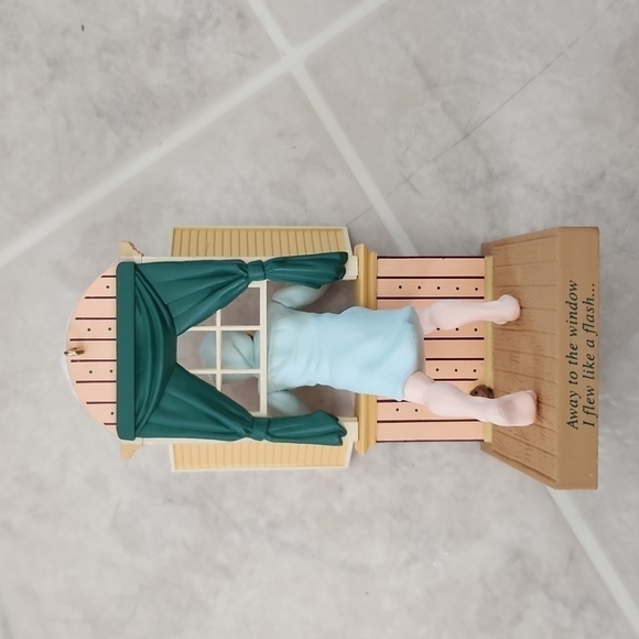 1997 hallmark keepsake away to the window - Picture 4 of 6